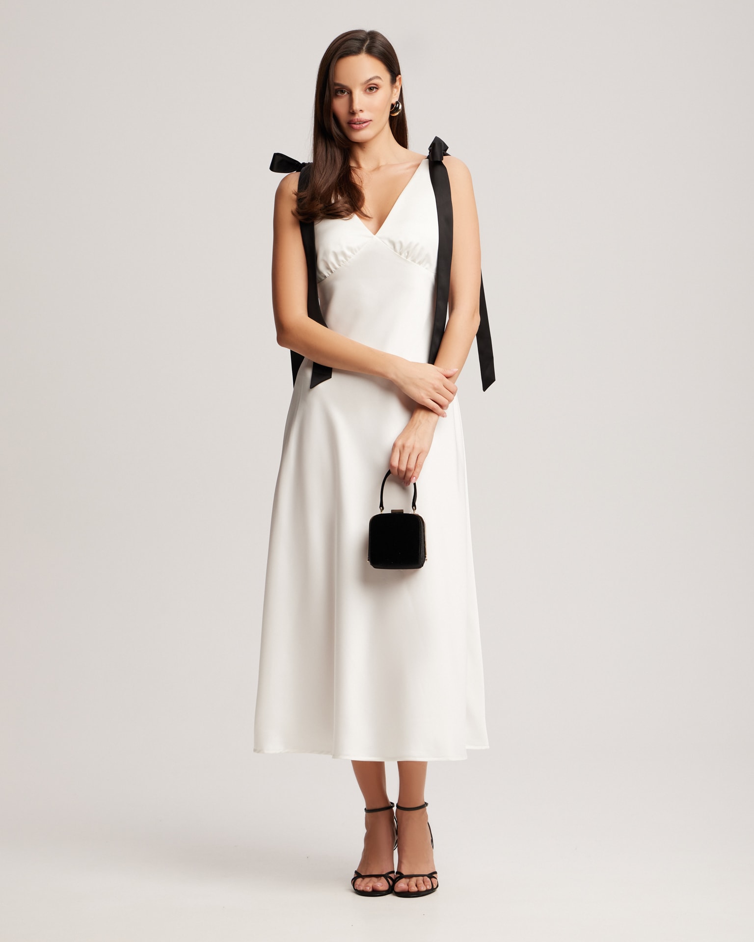 Dress with a V-neck, White