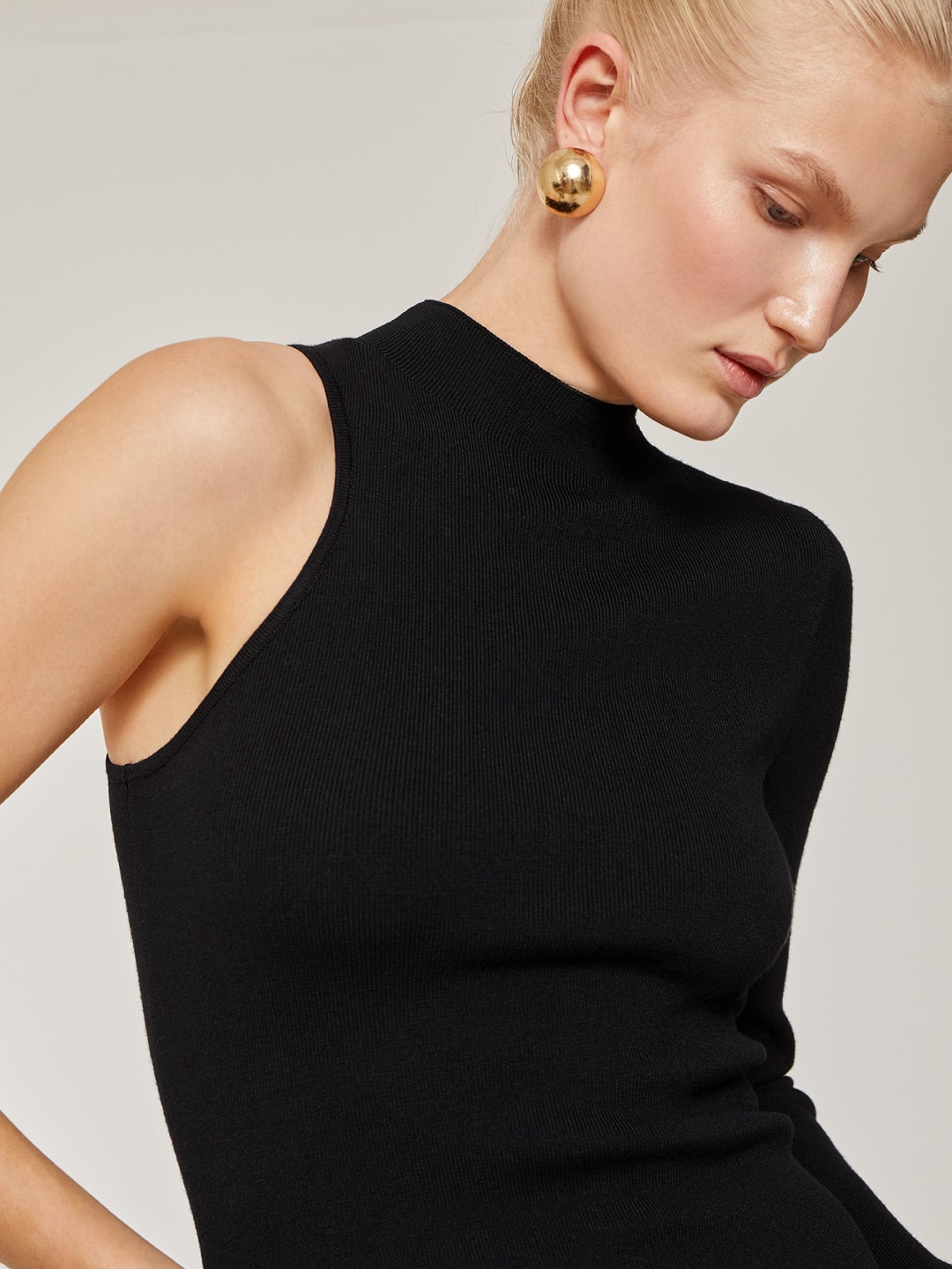 Asymmetric black dress, Black — photo 4
