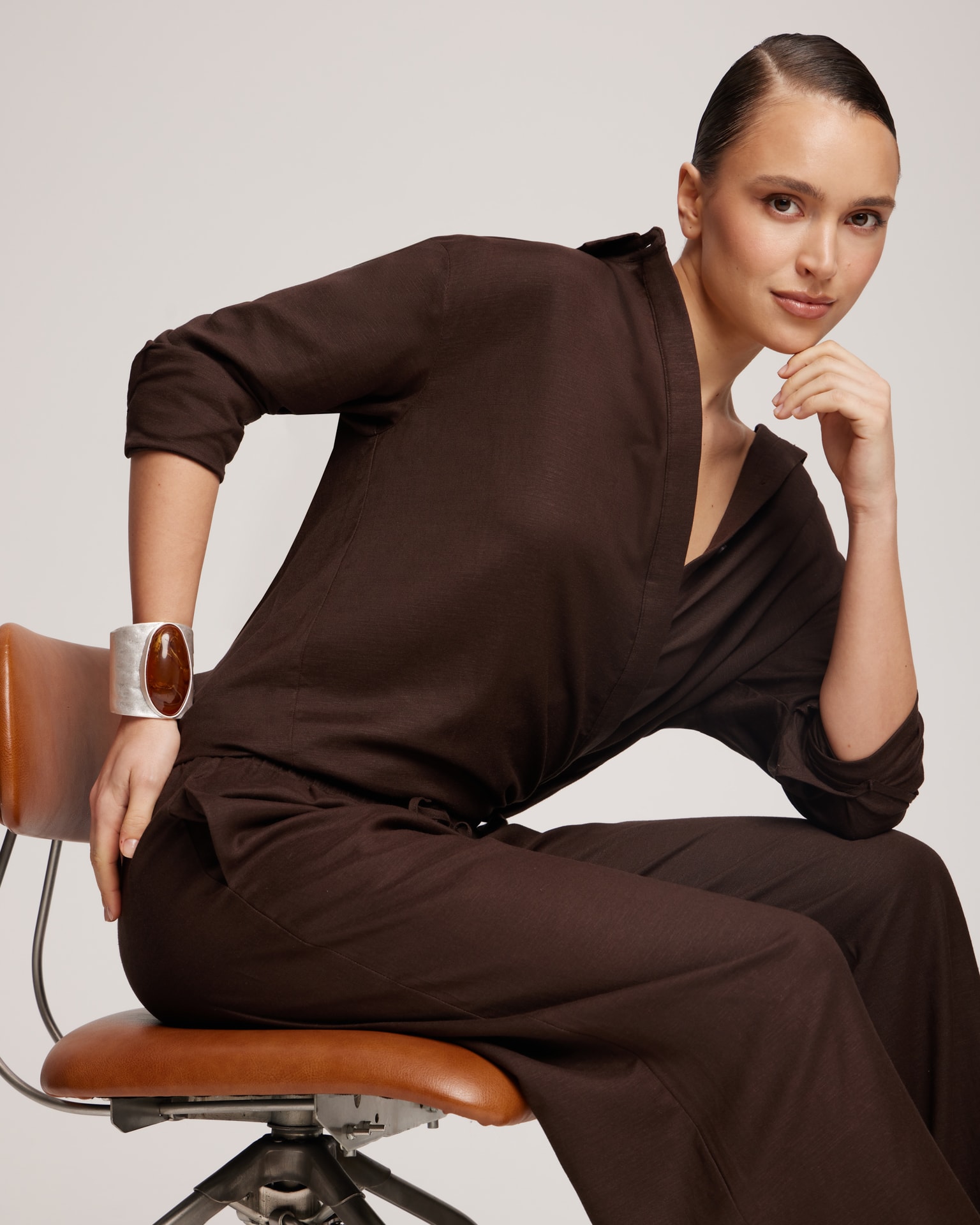 Linen suit with trousers, brown
