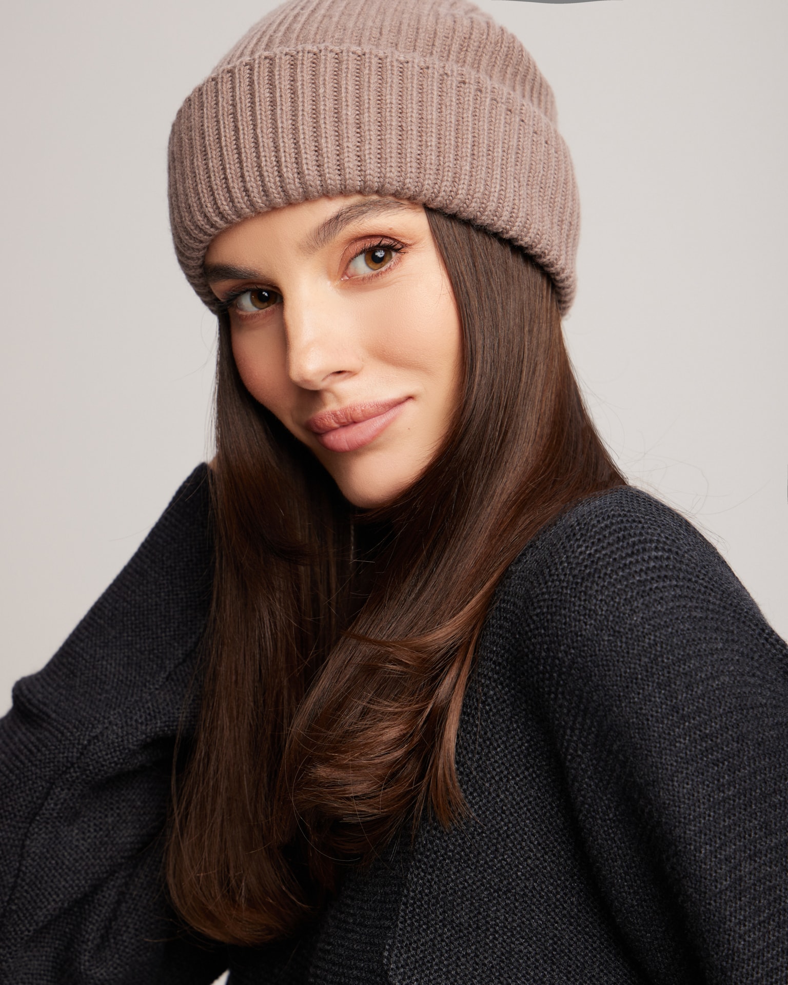 Ribbed wool hat in brown, Brown