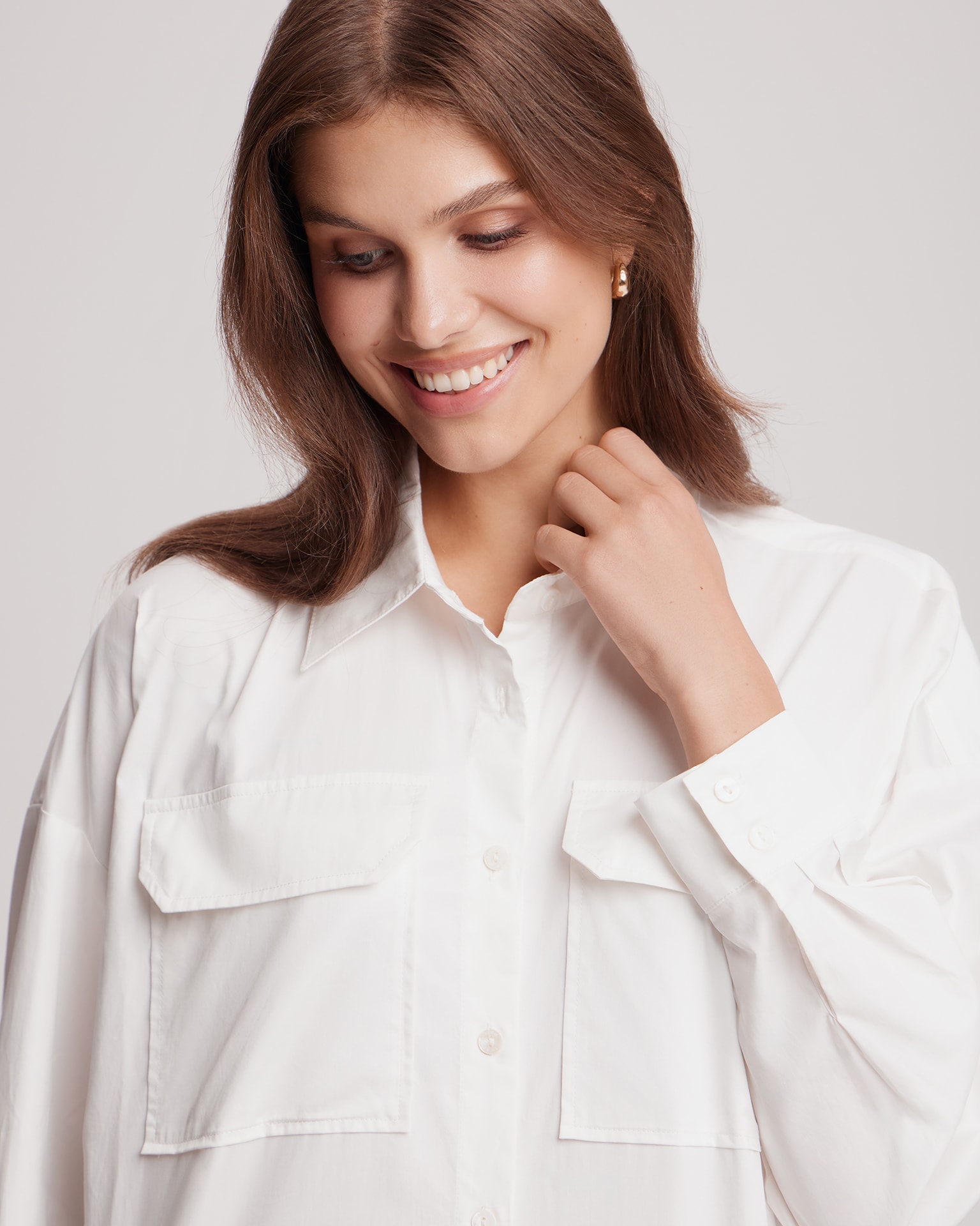 White Shirt, White — photo 4