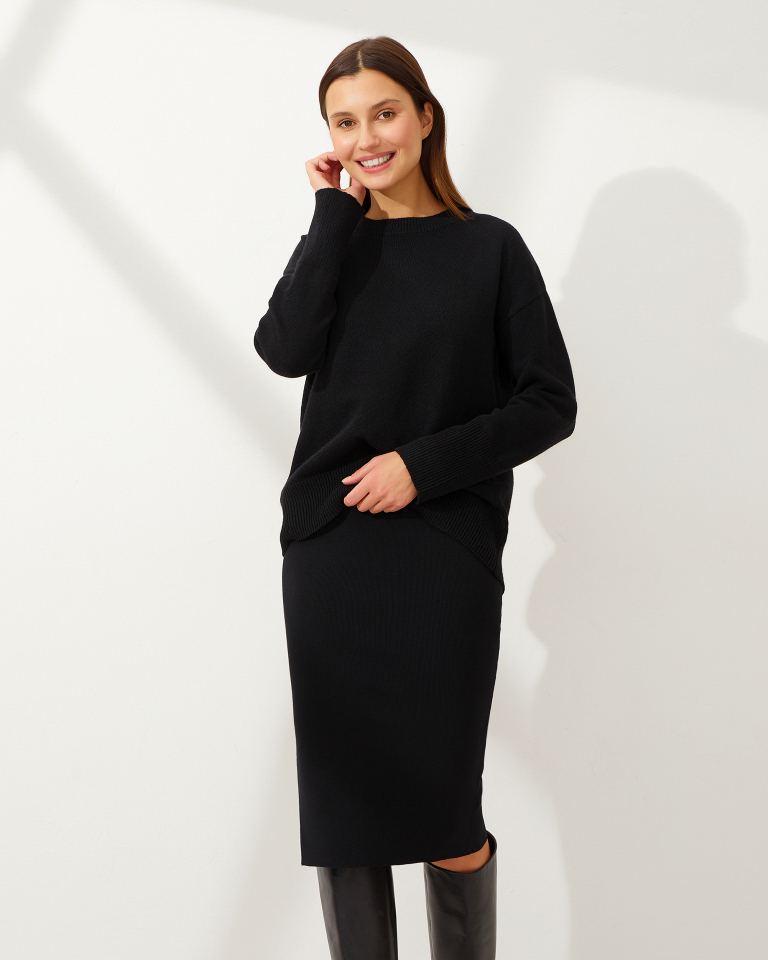 051306 Black