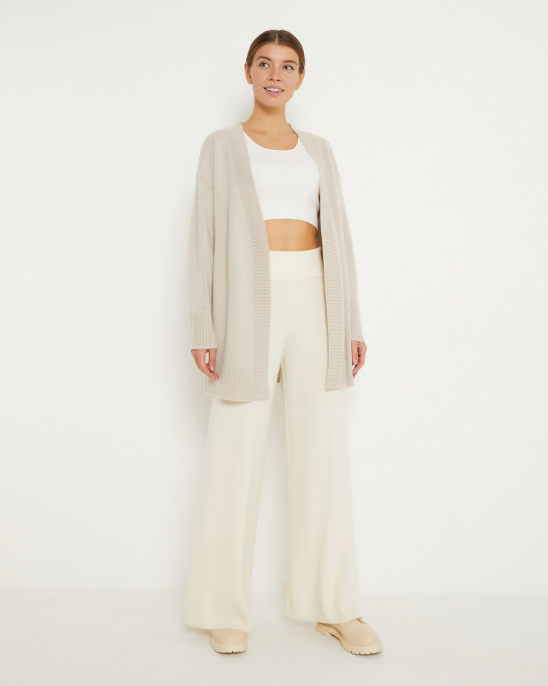081308 Beige